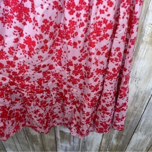 NWT Cupcakes & Cashmere Floral Puff Sleeve Smocked Waist Dress - Picture 4 of 5